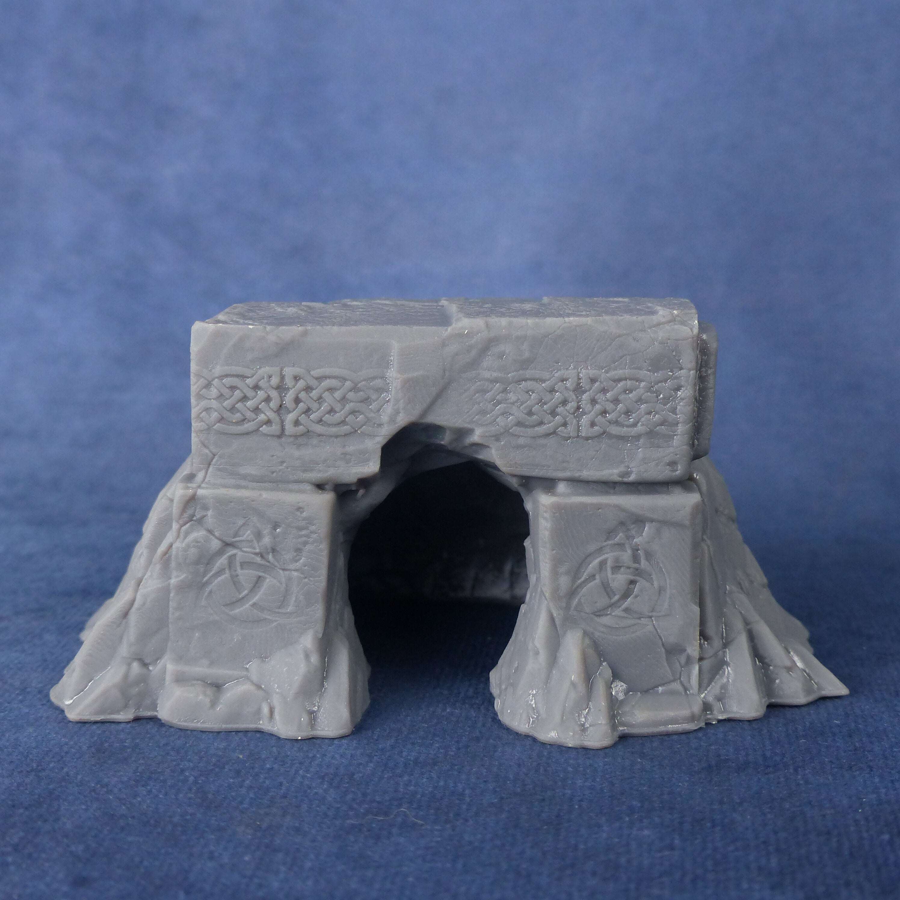 Tabletop Miniatur Figur "Dwarves Mine Entrance" für 28mm Maßstab, unbemaltes Tor für Terrain, Diorama, Deko, Grimdark, DnD - Role Playing Miniatures