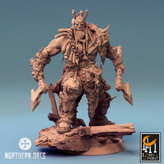 Orc King Azhrog, Clan Northern Orcs | 7 Posen | inkl. Base und DnD Stats als PDF | unbemalt, Grau | Hero 32mm Scale | Tabletop | Grimdark - Role Playing Miniatures